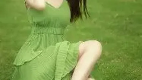 张雨霏C位领航，潘展乐后排站位，马龙陈梦同框瞬间！体育明星齐聚见证历史瞬间